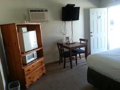 Budget Inn Ballinger Room photo